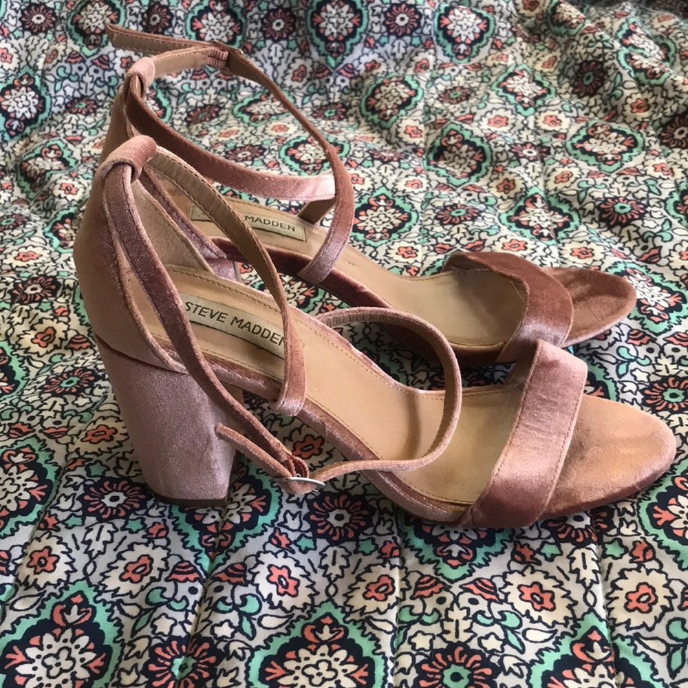 Steve Madden velvet heels